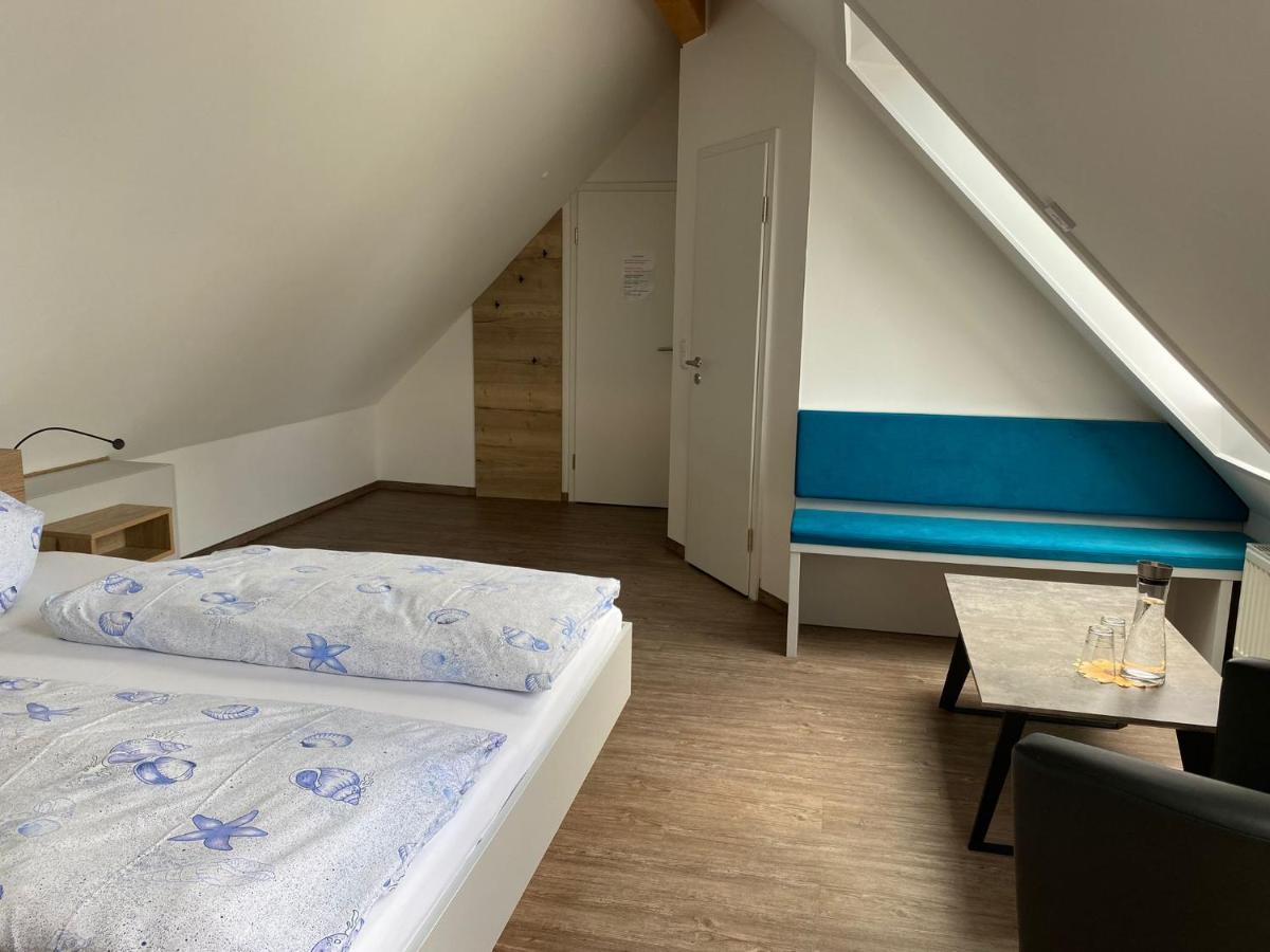 Hotel Lenzer Hafen Esterno foto
